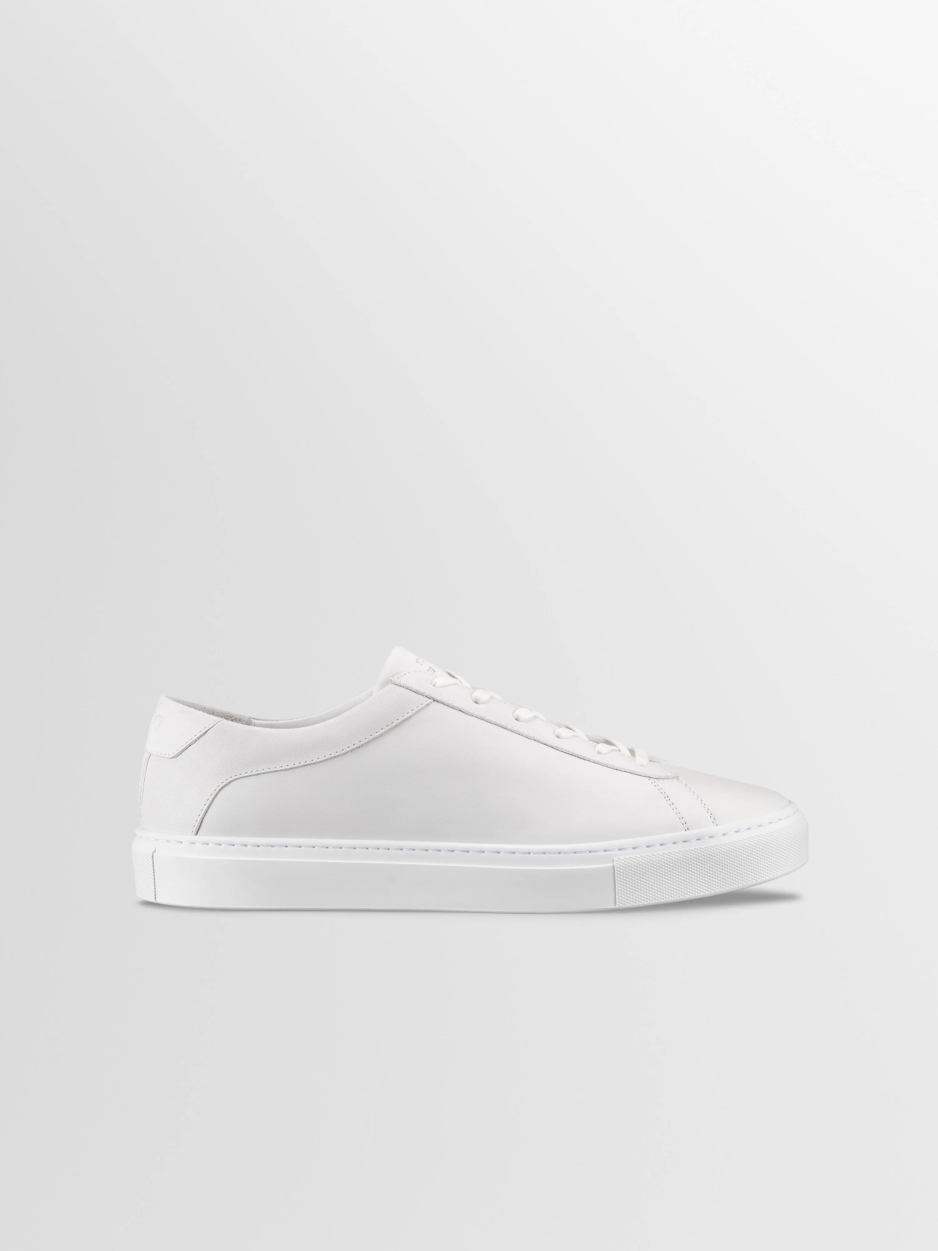 Capri in Triple White Rose Anvil