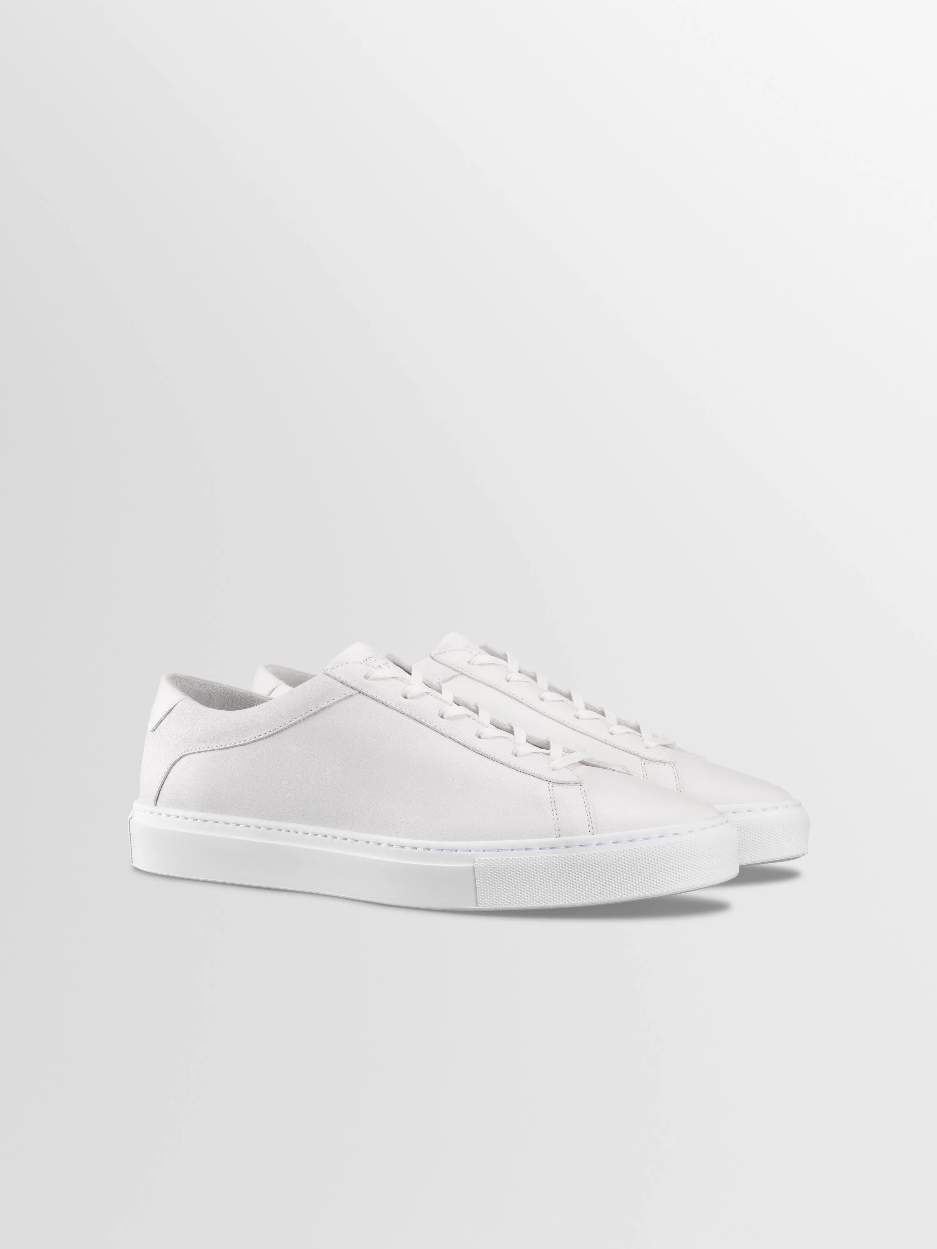 Capri in Triple White Rose Anvil