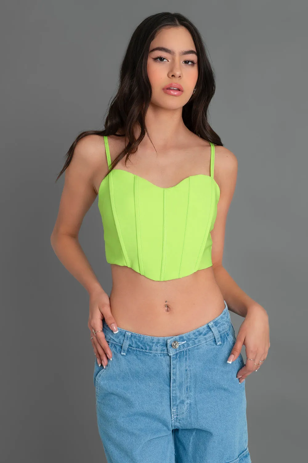 Corset de escote corazón con varillas