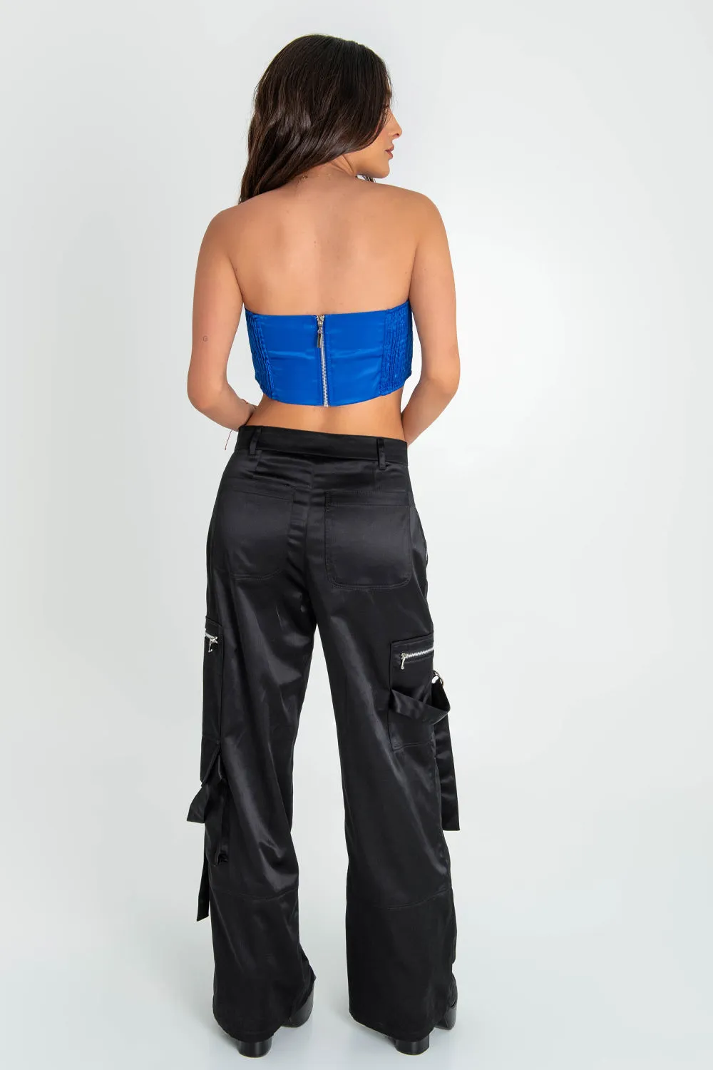 Corset satinado de escote curveado bajo v
