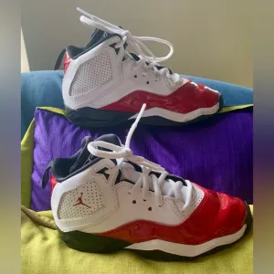 EUC Boys Michael Jordan Leather Hi-Tops- Red/White/Black - Size 13 C