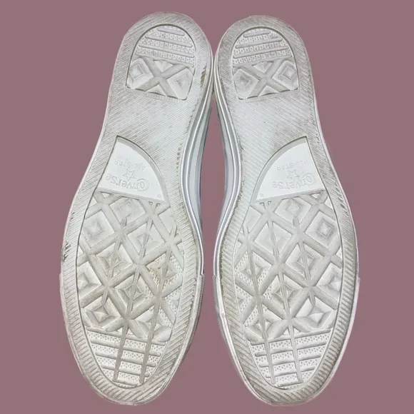 EUC Unique Scalloped Leather Converse High Tops Women's size 11