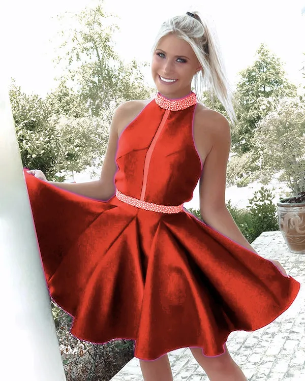 Fashion 2019 Halter Neckline Short Homecoming Dresses with Pearls Beaded Satin Prom Gowns
