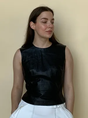 Fitted leather top