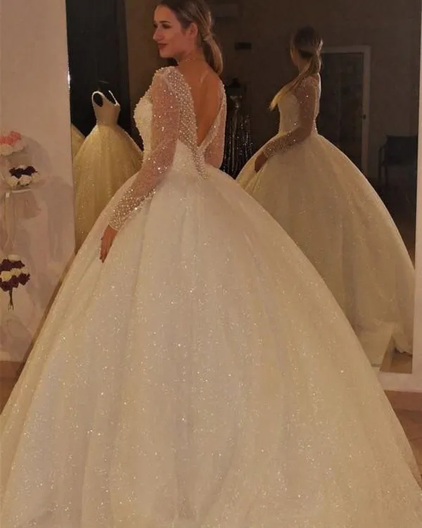 Gorgeous 2019 Wedding Dresses Sheer Long Sleeves Elegant V-Neck Bridal Ball Gowns Fashion