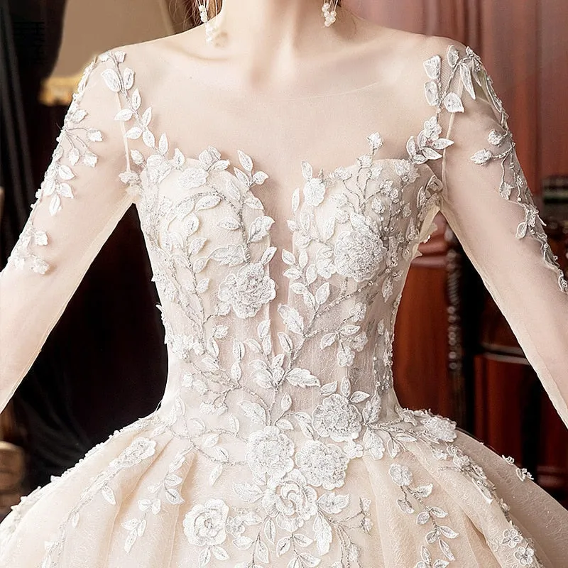 Long Sleeve Wedding Dress New Backless Luxury Hand Made Beading Pearls Lace Appliques Champagne Flash Princess Bridal Ball Gowns
