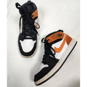 Nike Youth Sz. 3 Air Jordan 1 Mid Shattered Backboard Orange/Black High Tops