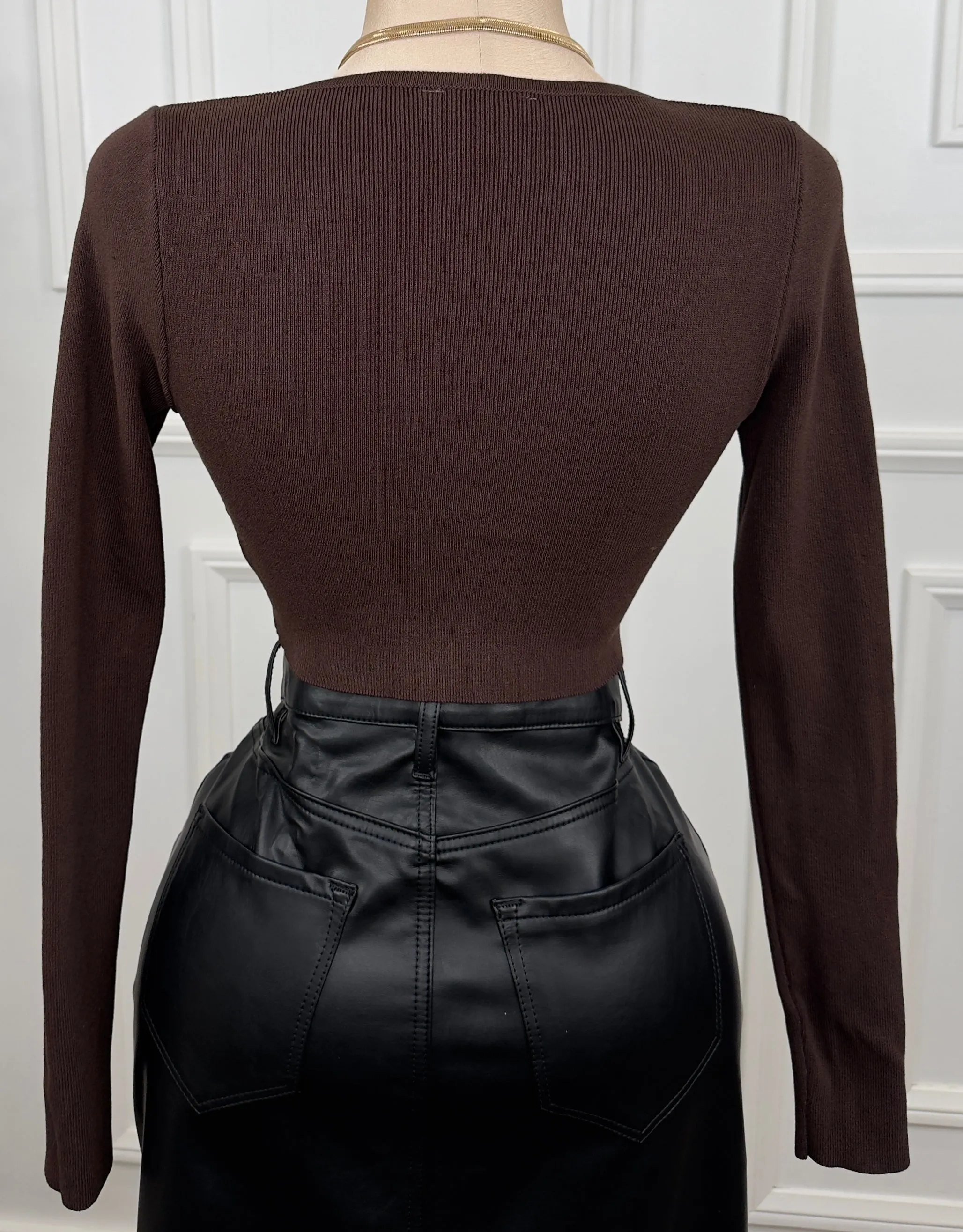 PRESLEY BROWN TOP