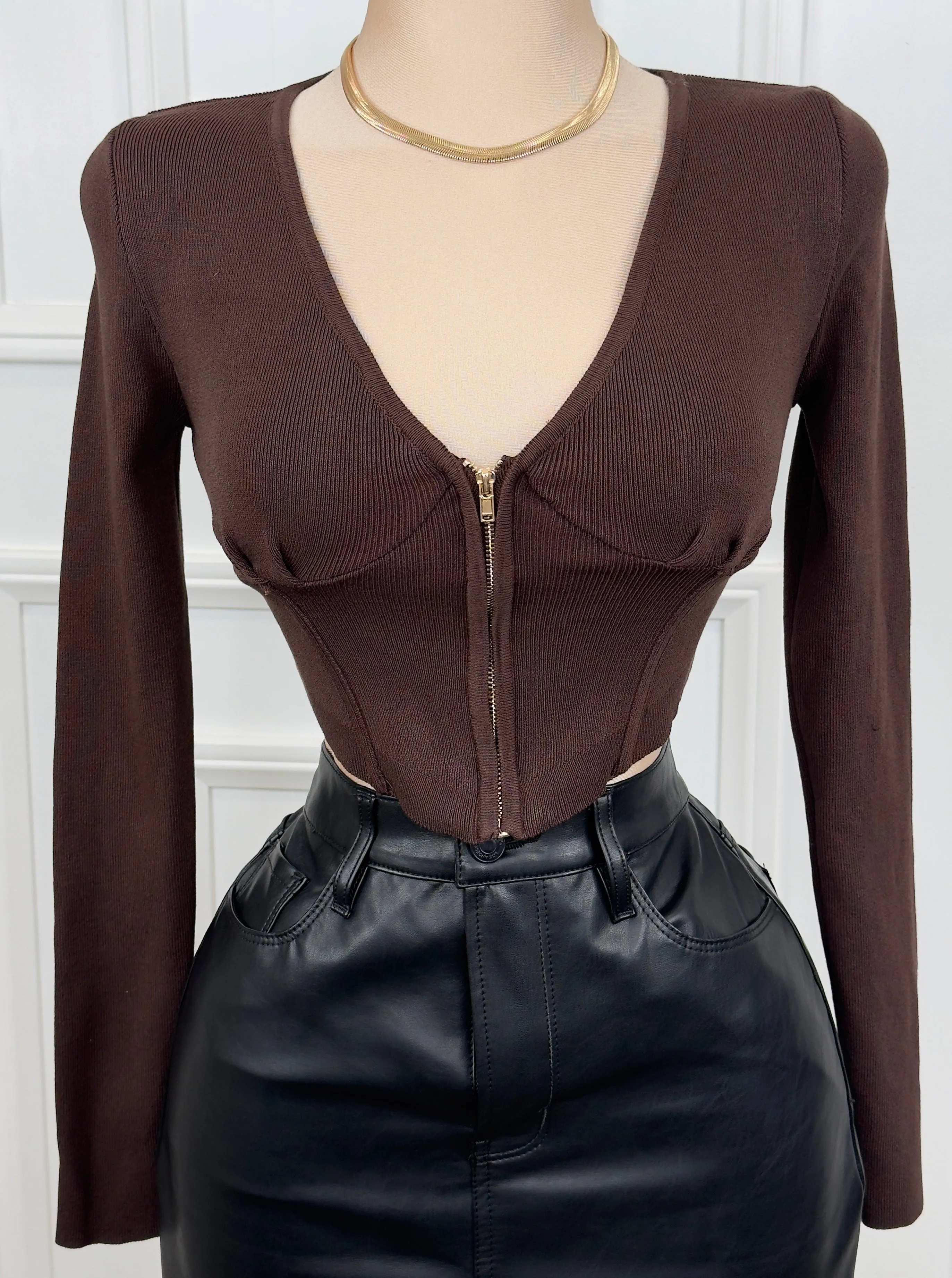 PRESLEY BROWN TOP
