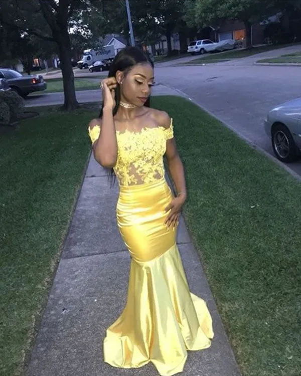 Sexy 2018 Yellow Mermaid Prom Dresses with Cap Sleeve Sheer Bodice Lace Appliques Long Prom Party Gowns