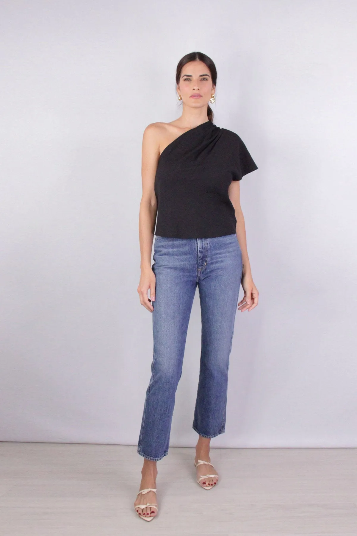 Single Shoulder Cascade Drape Top in Black