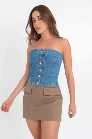Top tubo de denim con botones contraste