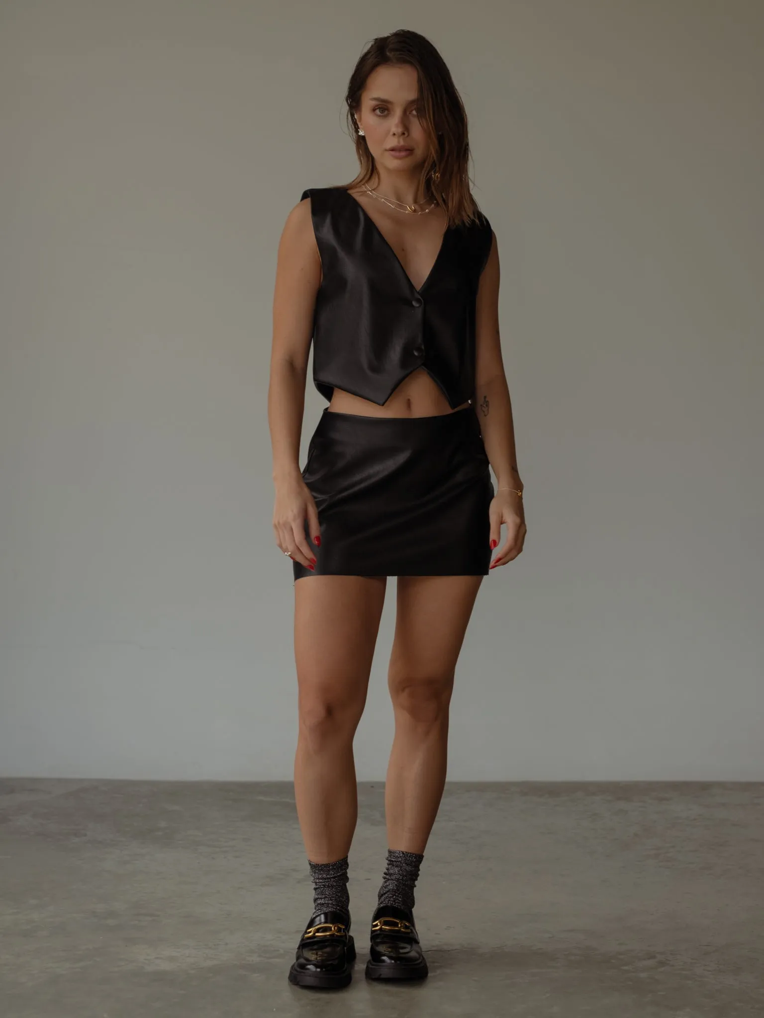 VEGAN LEATHER MINI SKIRT  - BLACK