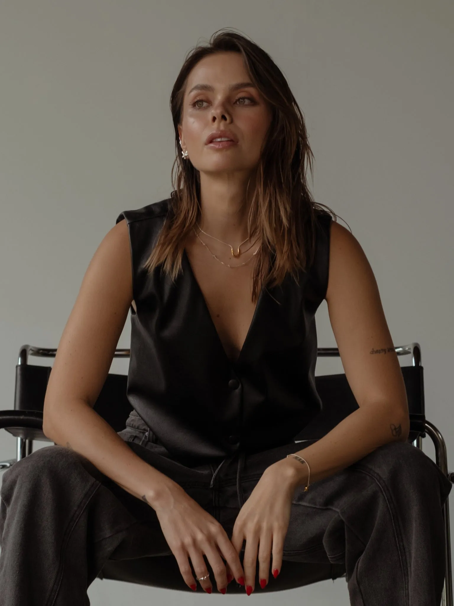 VEGAN LEATHER VEST - BLACK